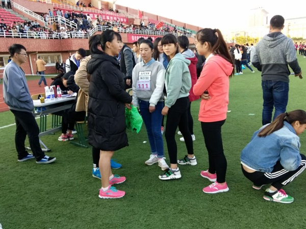 QQ图片20161104104024.jpg