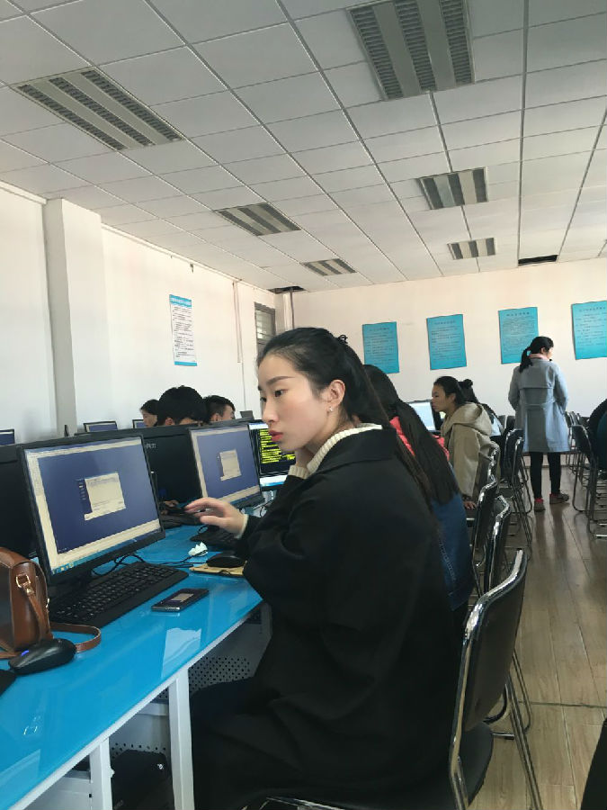 程秋月1..jpg