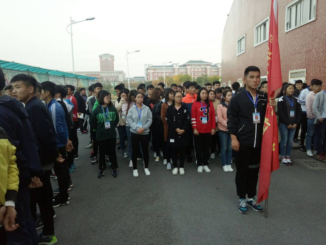 晨跑.jpg