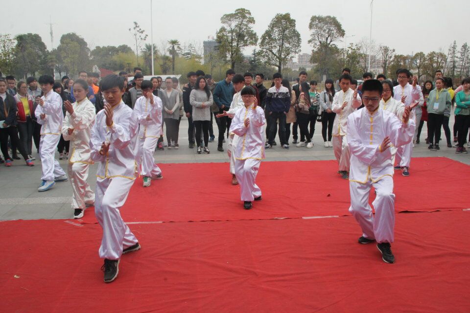 QQ图片20160331115316.jpg