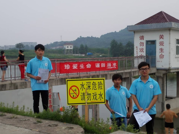 15F30FB0C07BC3C555AFC65A683A7453.jpg