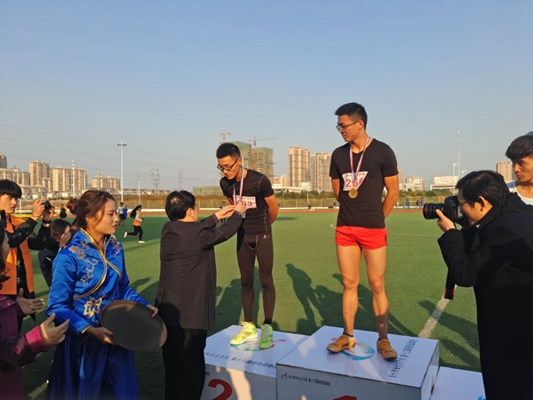 QQ图片20161103103447.jpg