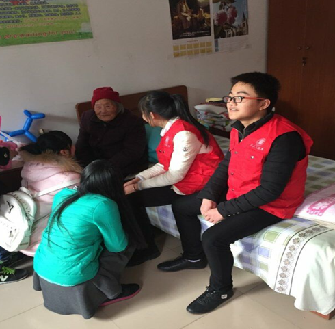 QQ截图20151203213643.png