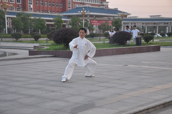 QQ图片20160617083930.jpg