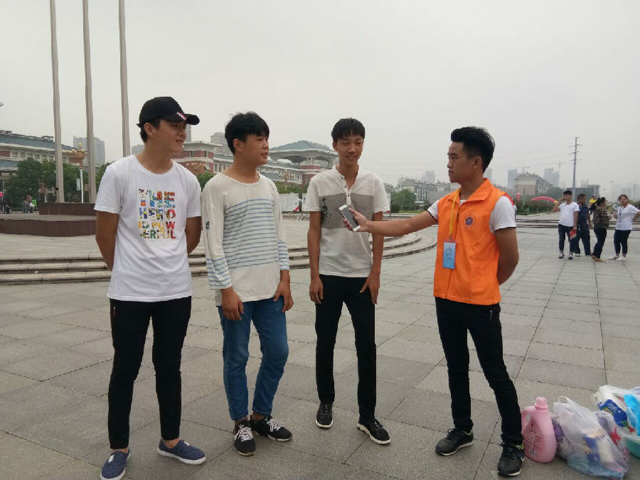 -583fa2a69ac2877d.jpg